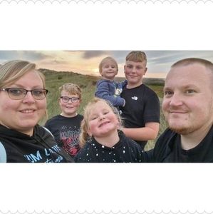 Meet your Posher, Chloe